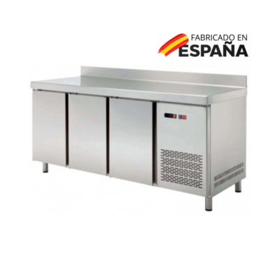 Mesa Refrigerada 3 puertas 2017x600x850 Cordoba MRCH-200